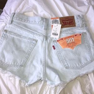 levi’s high waisted shorts